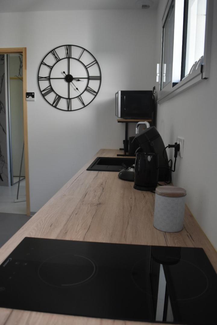 Studio Privatif Tout Equipe Dans Residence De L'Hote Sainte-Flaive-des-Loups Exterior foto
